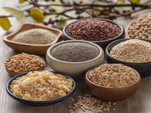Die top-superfoods von 2024: chia-samen, quinoa und mehr im überblick